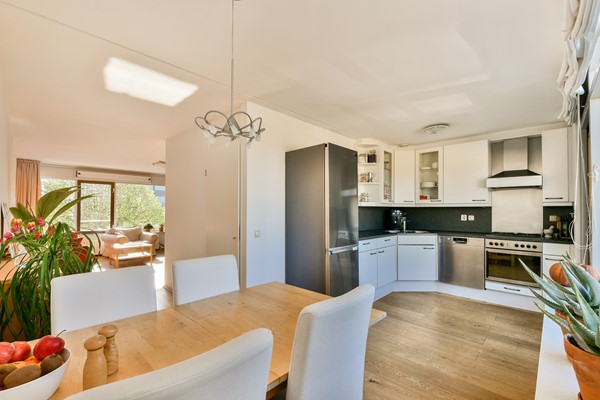 Medium property photo - Henegouwenstraat 56, 1066 DG Amsterdam